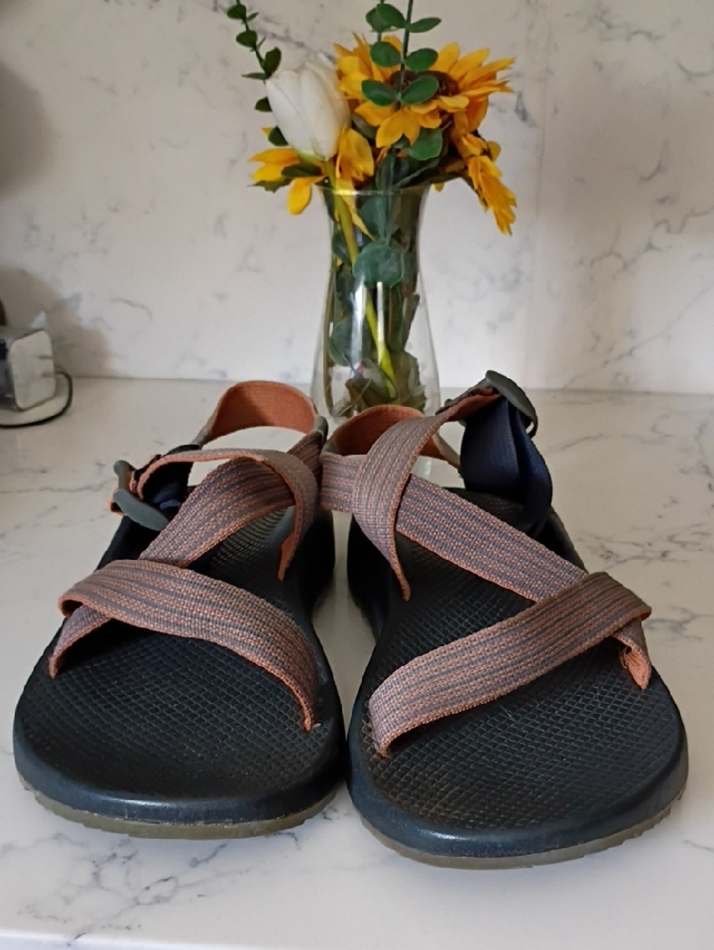 CHACO MEN'S Outdoor Strappy Sandals in Navy with Rust Straps